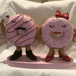 Valentine Donut Couple